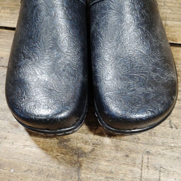 Klogs Sz 11 M Clogs Shoes Black Blue Embossed Leather Comfort Slip On - Picture 4 of 11